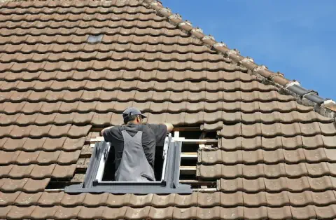 Pose de velux - Glaine-Montaigut